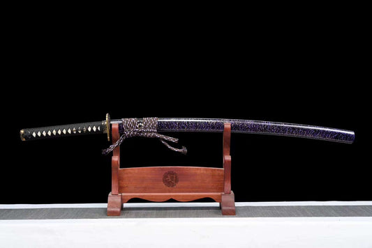Pourquoi les katanas sont-ils courbés ?
