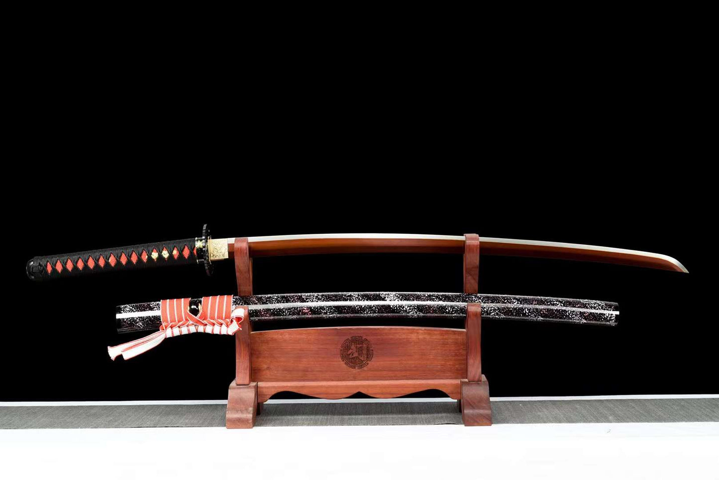 Katana Akatsui