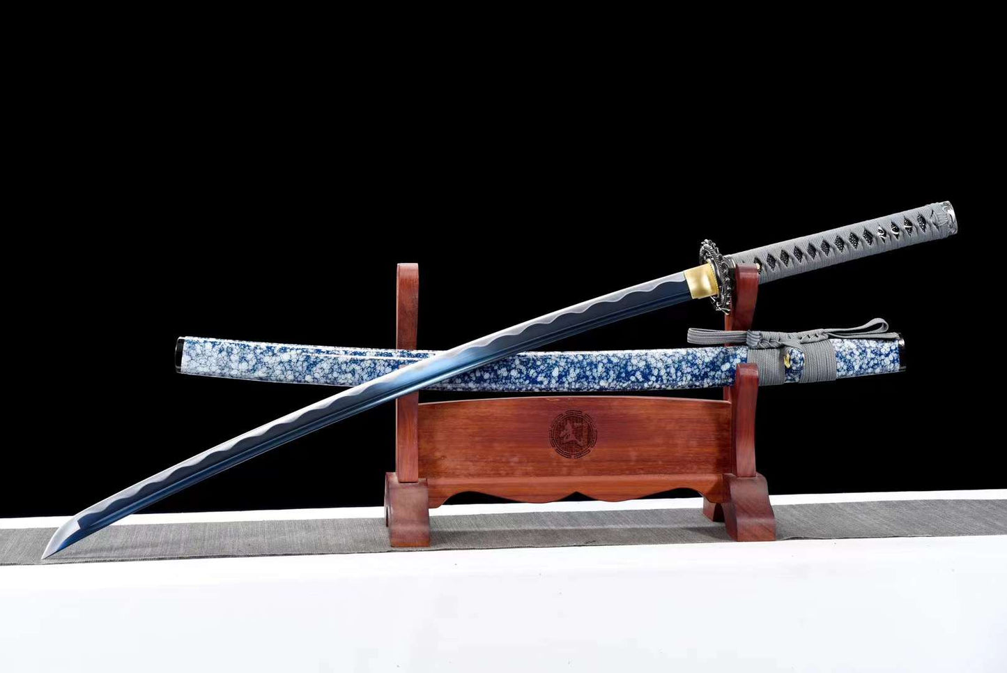 Katana d'Aokigahara