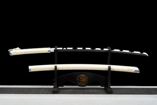 Katana d'Inosuke Hashibira